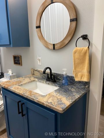 15 Elm, Eufaula, OK 74432