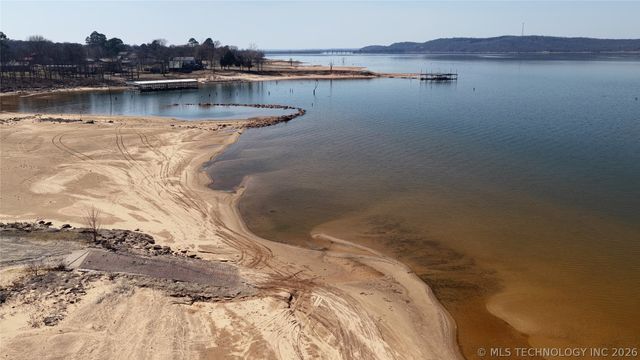 15 Elm, Eufaula, OK 74432