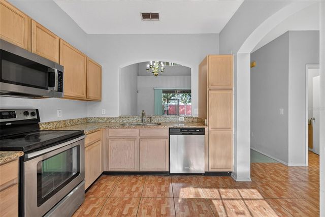 13304 SUMMERTON DRIVE, Orlando, FL 32824