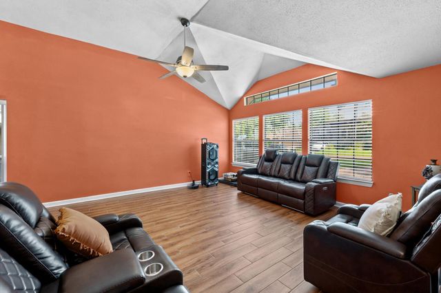3635 Beckett Ridge Drive, Humble, TX 77396