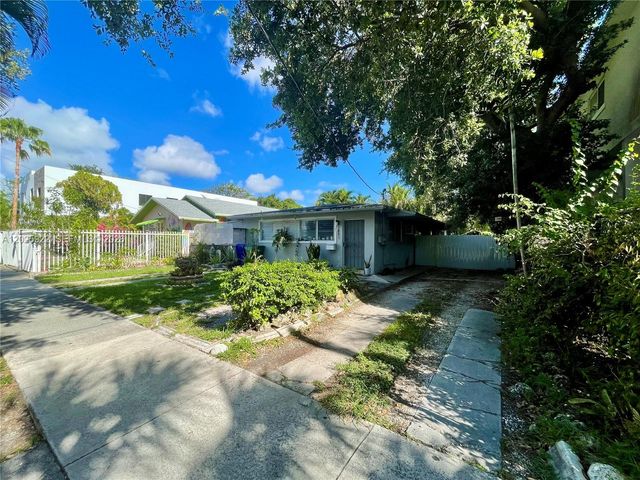1874 NW 19th St, Miami, FL 33125
