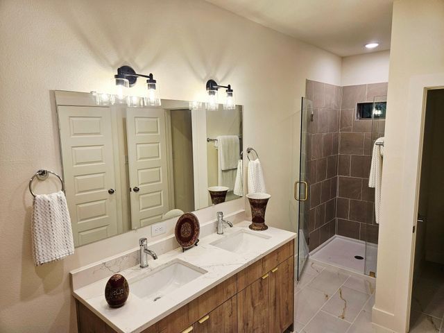 2812 Peacock Green Way, Houston, TX 77047