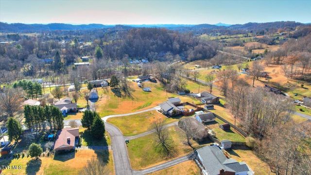 225 Mandan Road, Kingsport, TN 37664