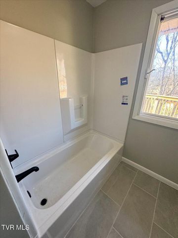225 Mandan Road, Kingsport, TN 37664