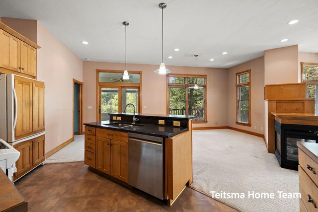 18139 Lost Creek Lane, Spring Lake, MI 49456