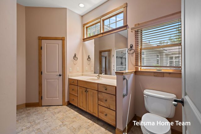 18139 Lost Creek Lane, Spring Lake, MI 49456