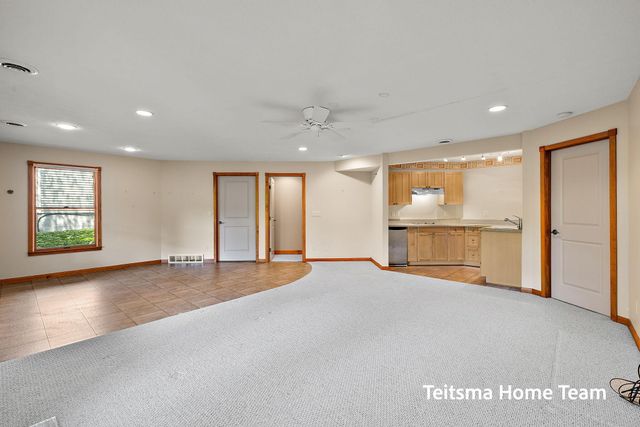 18139 Lost Creek Lane, Spring Lake, MI 49456