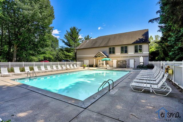 18139 Lost Creek Lane, Spring Lake, MI 49456