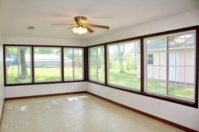 6908 Trehern Street, Moss Point, MS 39563