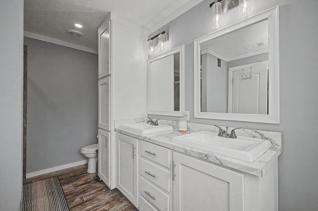 59 Plew Court, Defuniak Springs, FL 32433