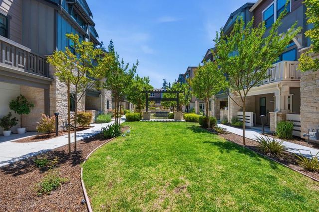 316 Scarlett Terrace, Mountain View, CA 94043