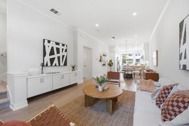 316 Scarlett Terrace, Mountain View, CA 94043