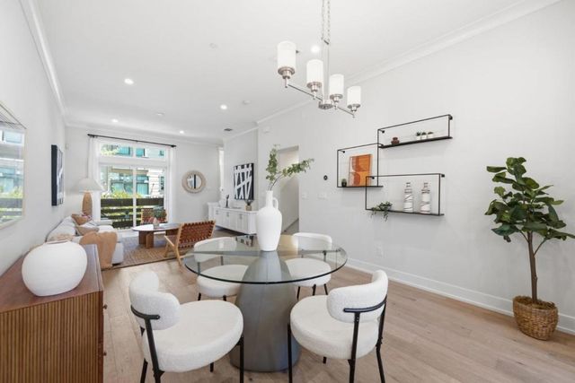 316 Scarlett Terrace, Mountain View, CA 94043