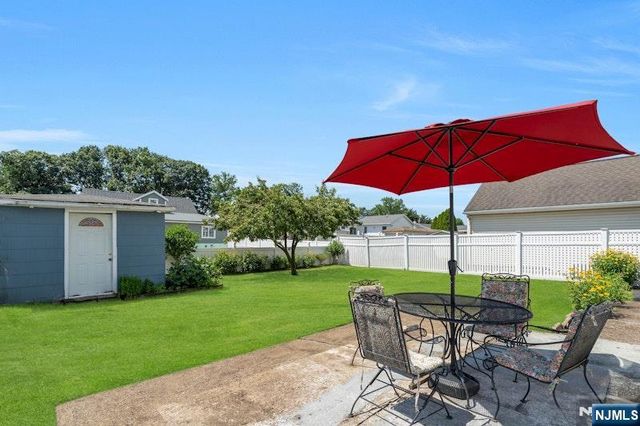 178 Cambridge Avenue, Saddle Brook, NJ 07663