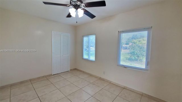 2124 Scott St, Hollywood, FL 33020