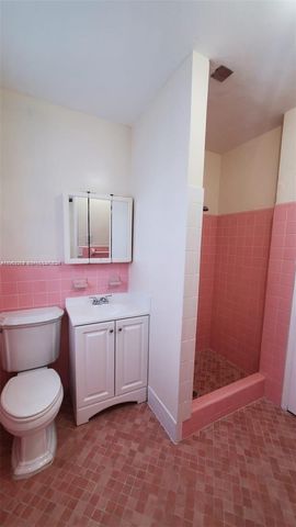 2124 Scott St, Hollywood, FL 33020