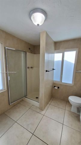 2124 Scott St, Hollywood, FL 33020