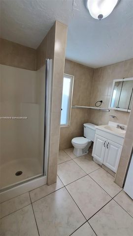 2124 Scott St, Hollywood, FL 33020