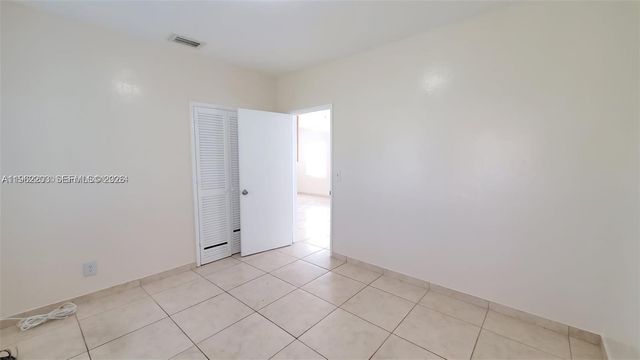 2124 Scott St, Hollywood, FL 33020