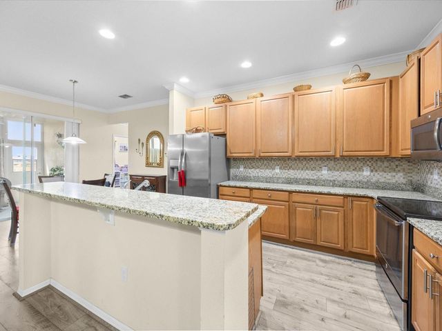 307 GLADESDALE STREET, Haines City, FL 33844