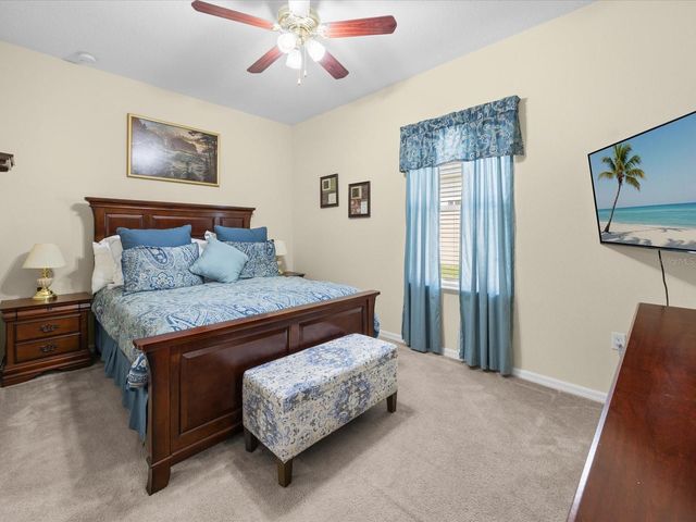 307 GLADESDALE STREET, Haines City, FL 33844