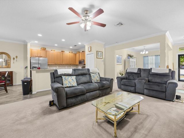 307 GLADESDALE STREET, Haines City, FL 33844