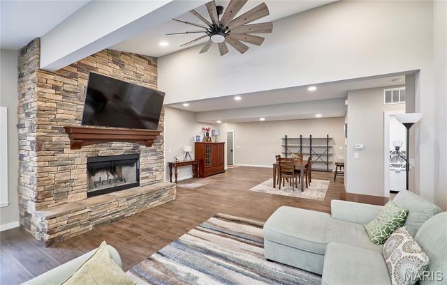 132 Geneva Cove Drive, Wright City, MO 63390