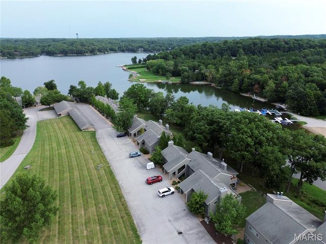 132 Geneva Cove Drive, Wright City, MO 63390