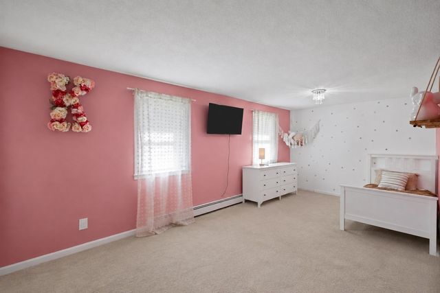 77 Quequechan Rd, Taunton, MA 02780