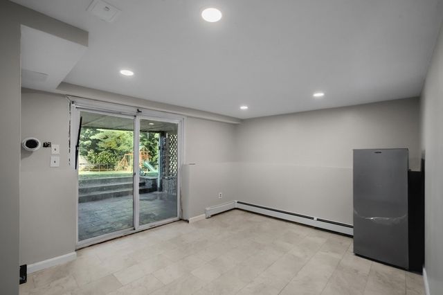 77 Quequechan Rd, Taunton, MA 02780
