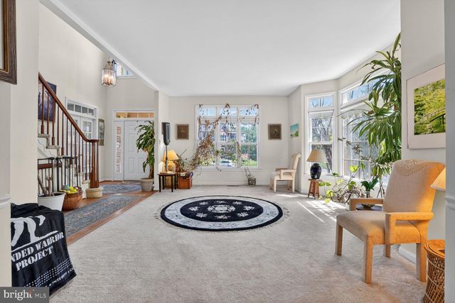 8708 CROSS CHASE CIR, Fairfax Station, VA 22039