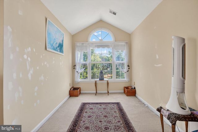 8708 CROSS CHASE CIR, Fairfax Station, VA 22039