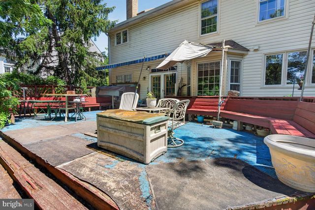 8708 CROSS CHASE CIR, Fairfax Station, VA 22039