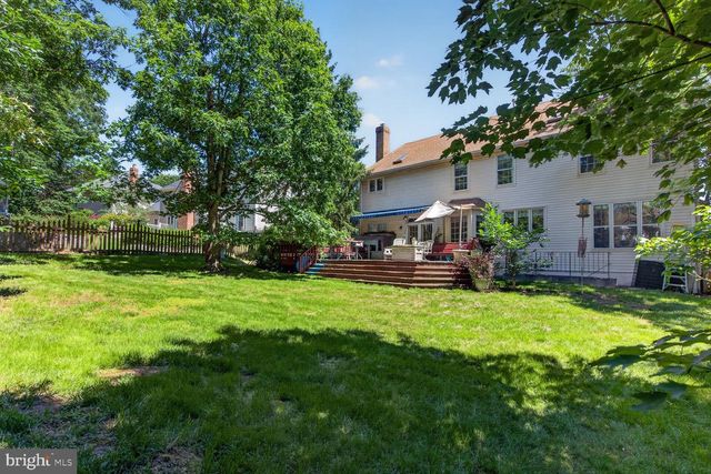 8708 CROSS CHASE CIR, Fairfax Station, VA 22039