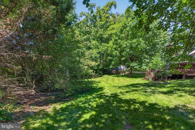 8708 CROSS CHASE CIR, Fairfax Station, VA 22039