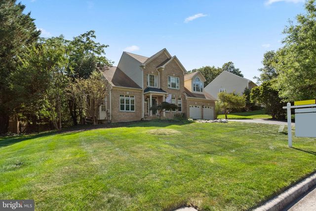 8708 CROSS CHASE CIR, Fairfax Station, VA 22039