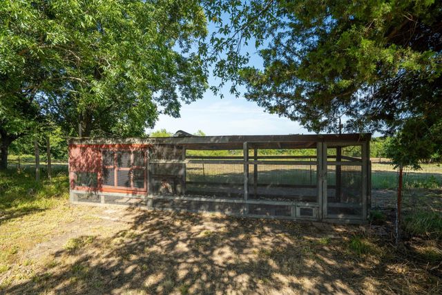 3139 Farm Road 3134, Cumby, TX 75433