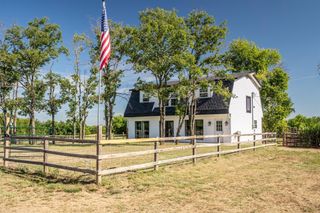 3139 Farm Road 3134, Cumby, TX 75433