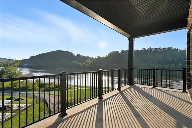 1 1st Street 301, Oakmont, PA 15139