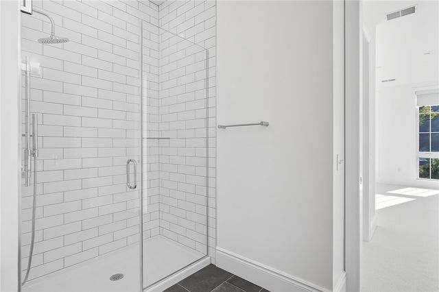 1 1st Street 301, Oakmont, PA 15139