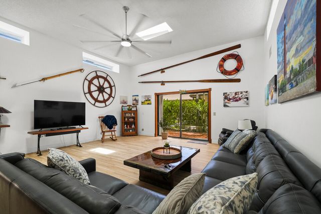 3922 SE Fairway W, Stuart, FL 34997