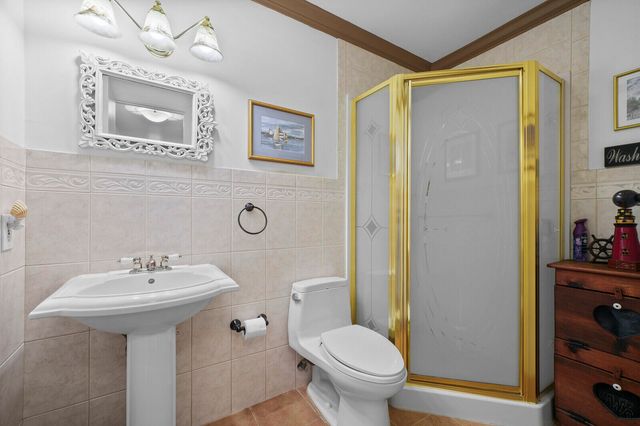 3922 SE Fairway W, Stuart, FL 34997