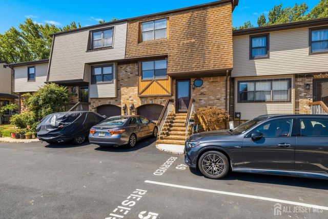 703 Merrywood Drive, Edison, NJ 08817