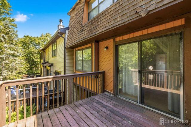 703 Merrywood Drive, Edison, NJ 08817