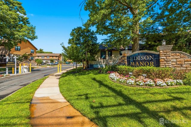 703 Merrywood Drive, Edison, NJ 08817