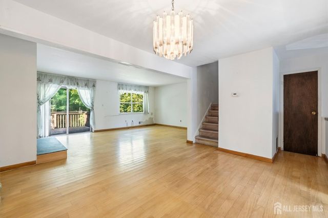 703 Merrywood Drive, Edison, NJ 08817