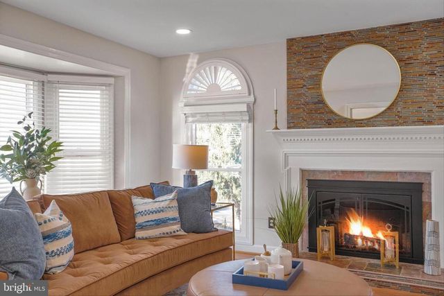 14514 FLAG STAFF CT, Centreville, VA 20121