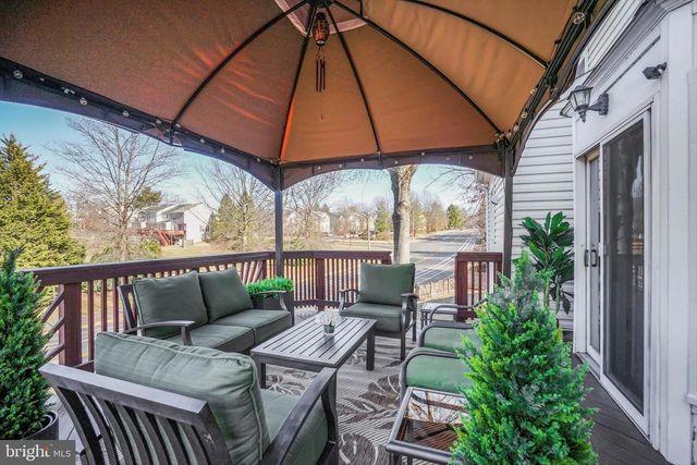 14514 FLAG STAFF CT, Centreville, VA 20121