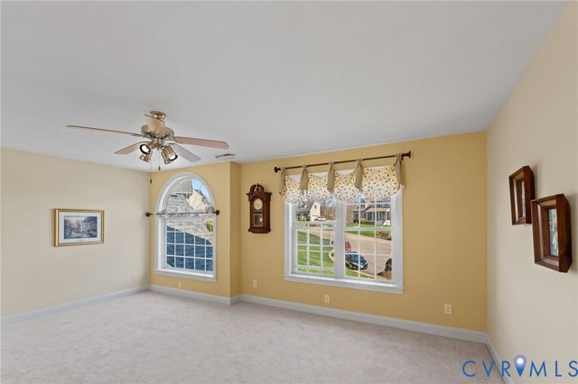 11907 Penny Bridge Dr, Midlothian, VA 23112