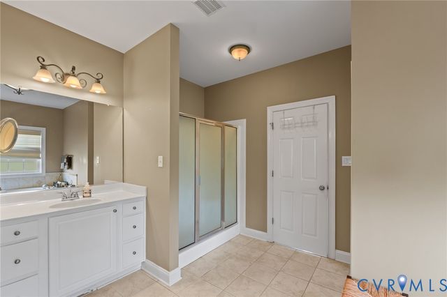 11907 Penny Bridge Dr, Midlothian, VA 23112